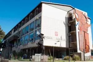 El Gobierno busca eliminar las PASO y poner un techo a los sueldos de los funcionarios