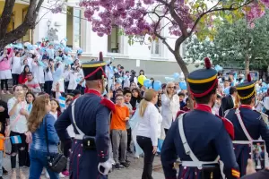 Granaderos en Catamarca: viernes de visita a ms escuelas, marcha y despedida