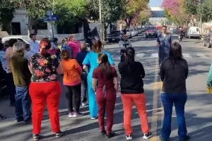 Vuelven las protestas en el "Eva Pern": "Pedimos un incremento del 100%"