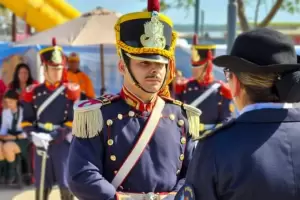 Emotivo acto de homenaje a San Martn con los Granaderos, en Los Altos