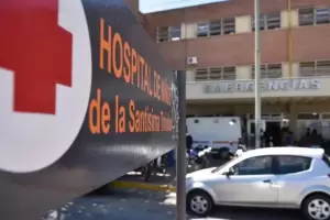 Un nio estaba jugando y cay a una cmara sptica: lograron salvarlo de milagro