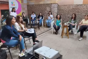 Caf cientfico: una manera de acercar la ciencia a la gente