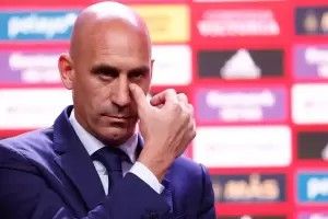 Rubiales grit que no renunciar: El beso fue libre, mutuo y consentido