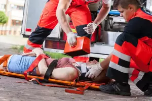 Realizarn un curso intensivo de emergencias y trauma