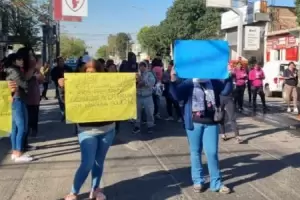 Becados del Centro de Admisin: "Necesitamos que el Gobernador responda ya"