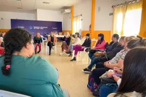 Capacitan a agentes de Salud sobre consumos problemticos