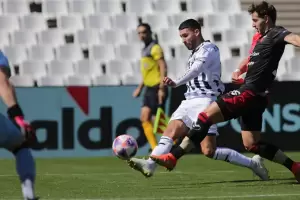 San Martn de San Juan dio el golpe ante Argentinos y Talleres elimin a Coln por penales
