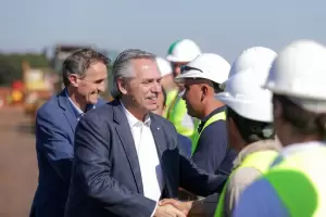 Fernndez firm el decreto para la asignacin del bono de $60.000 para trabajadores