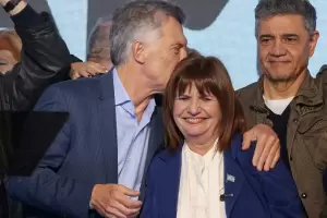 Bullrich se reuni con Macri para delinear lo que queda de la campaa