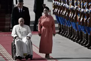 Francisco lleg a Mongolia para pedir por la paz mundial desde el "corazn de Asia"