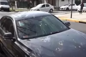 Tras la muerte de Silvina Luna, atacaron a huevazos el auto de Anbal Lotocki