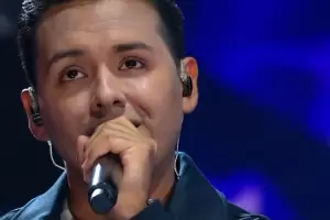 Nicols Reyna triunfa en Mosc: qued como finalista en un programa musical