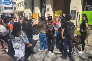 Cierre de Caravati: a la espera del desalojo, UTHGRA en alerta por los trabajadores