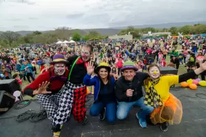 Mes de las Infancias en Fray: Colorida y divertida fiesta para los ms pequeos