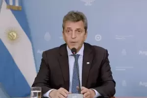 Massa anunci que se eliminarn las retenciones a las economas regionales con valor agregado