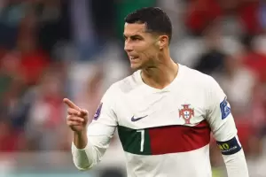 La inslita multa que le impusieron a Cristiano Ronaldo luego de los gestos obscenos por gritos sobre Messi