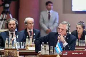 Alberto Fernndez felicit a Pullaro: "Deseo el mejor futuro para Santa Fe"