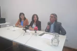 Presentaron el  1 Saln Provincial de Artes Visuales "Bicentenario de la Autonoma de Catamarca"