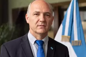 Carmona declar que "La posicin de Milei sobre Malvinas amenaza la soberana nacional"