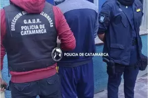 Tras un allanamiento, detienen a un hombre con marihuana
