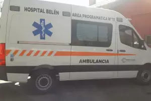 Perdi el control de una camioneta y termin volcando