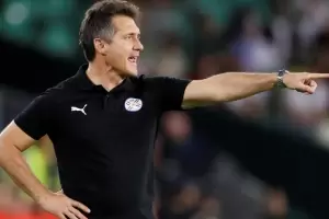 Guillermo Barros Schelotto dej su cargo como DT de la seleccin paraguaya