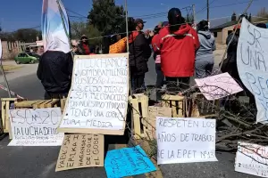 Becados de Santa Mara: sin respuesta, endurecern y aumentarn los cortes de ruta