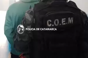 Tras una persecucin, aprehenden a un sujeto y le secuestran herramientas que habran sido robadas