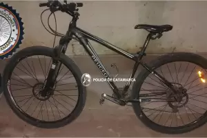 En el sur de la Capital, recuperan una bicicleta sustrada en El Rodeo