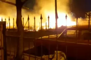 Tremendo incendio en la zona alta de la Capital