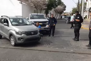 Choque en pleno centro: dos mujeres resultaron lesionadas