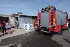 Se registr un incendio causado por un cortocircuito en la Capital