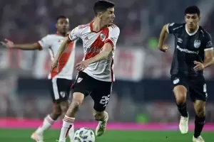 Con gol de Salomn Rondn, River Plate venci 1- 0 con Atltico Tucumn en el Monumental