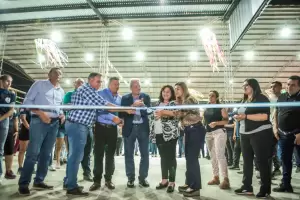 Inauguraron las obras de refaccin del Polideportivo Municipal de Huillapima