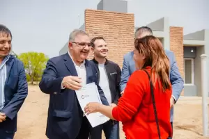 Entregaron viviendas a ms de 100 familias de Andalgal