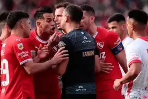 Independiente igual sin goles con Instituto de Crdoba en un partido con polmica