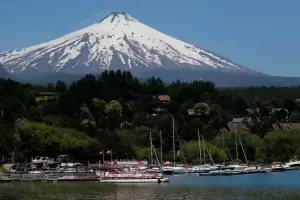 Un volcn en erupcin en Chile podra afectar a una provincia argentina