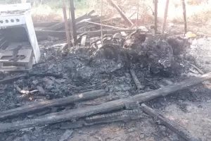 Incendio consumi su precaria vivienda: madre pide colaboracin