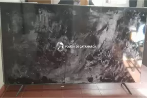 La polica recuper un televisor robado y aprehendi a dos sospechosos