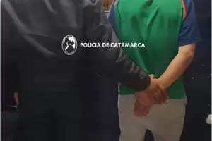 Recuperan celular y detienen al arrebatador