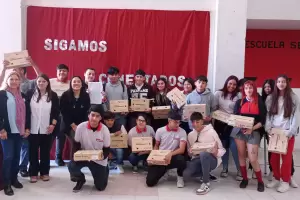 Entregaron 200 netbooks a estudiantes de la Secundaria N46