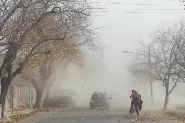 Contin�a la Alerta Amarilla por viento en Catamarca y se mantiene inhabilitado el acceso al Balc�n del Pissis