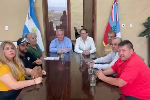 El Gobierno ratifica que Uber "no tiene permiso en Catamarca", mientras los taxistas se mantienen en estado de alerta