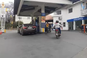 Por qu hay escasez de nafta en las estaciones de servicio?