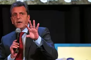 Massa: "escuchar a candidatos que quieren romper lazos comerciales con los principales socios de Argentina es preocupante"