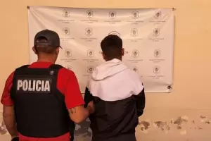 Intent� evitar que su padrastro golpeara a su madre y a su hermana, y lo mat�