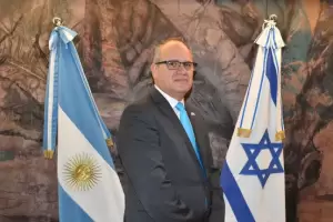 El embajador de Israel agradeci el mensaje del Gobierno y descart riesgo en Argentina