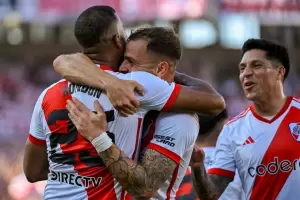 River, imparable: le gan a Talleres y se subi a la cima de la Zona A