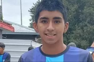 Ladrones mataron a un adolescente para robarle un celular: ellos continan libres