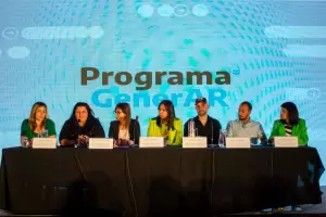 Fray Mamerto Esqui expuso los resultados del programa GENERAR ante municipios de todo el pas